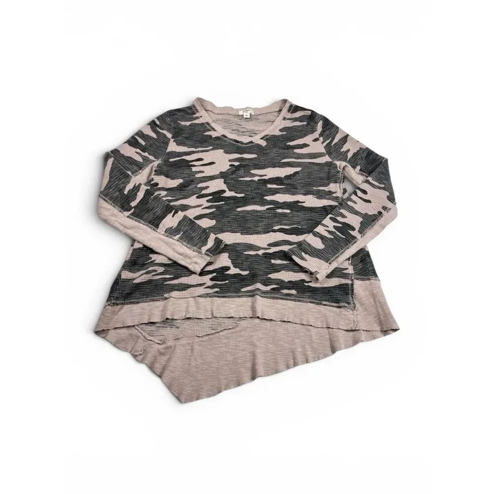 Dylan V-Neck Waffle Knit Shirt Urban Camo Asymmetric Raw Hem Boho Grunge Top S